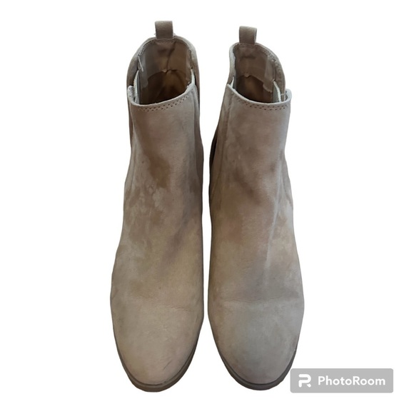Quipid Vegan Suede Booties - Picture 11 of 13